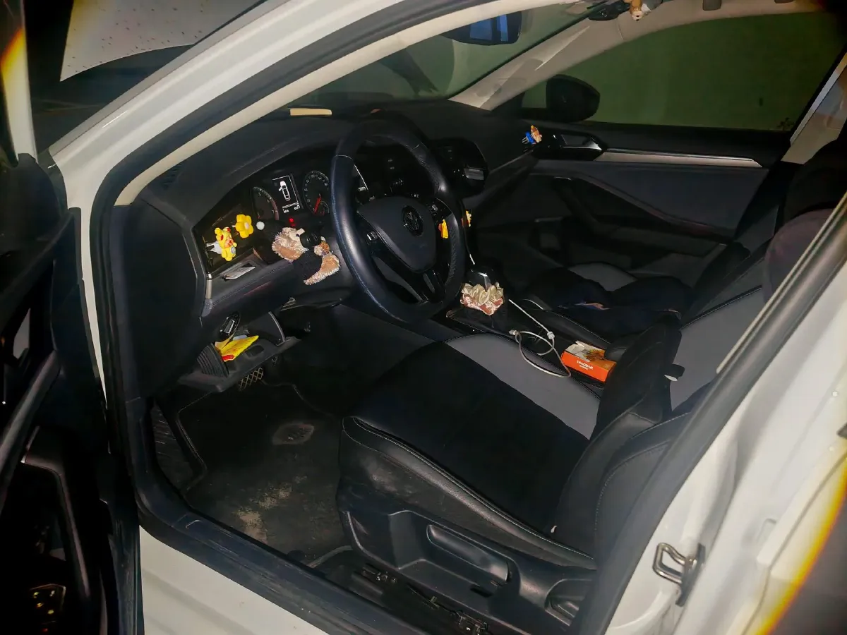 2019 Jeep Renegade 1.3T 173HP L4 7DCT,autocango,china used car exporter,china ev exporter,chinese used car exporter,chinese used ev exporter