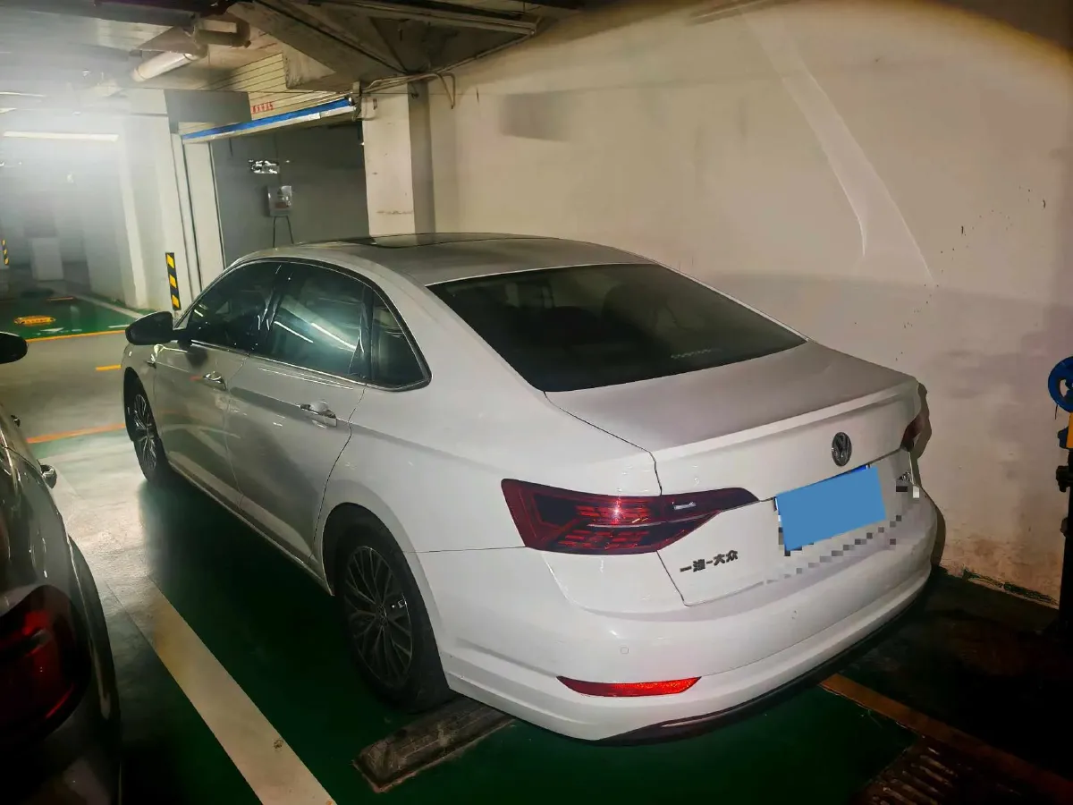 2019 Jeep Renegade 1.3T 173HP L4 7DCT,autocango,china used car exporter,china ev exporter,chinese used car exporter,chinese used ev exporter