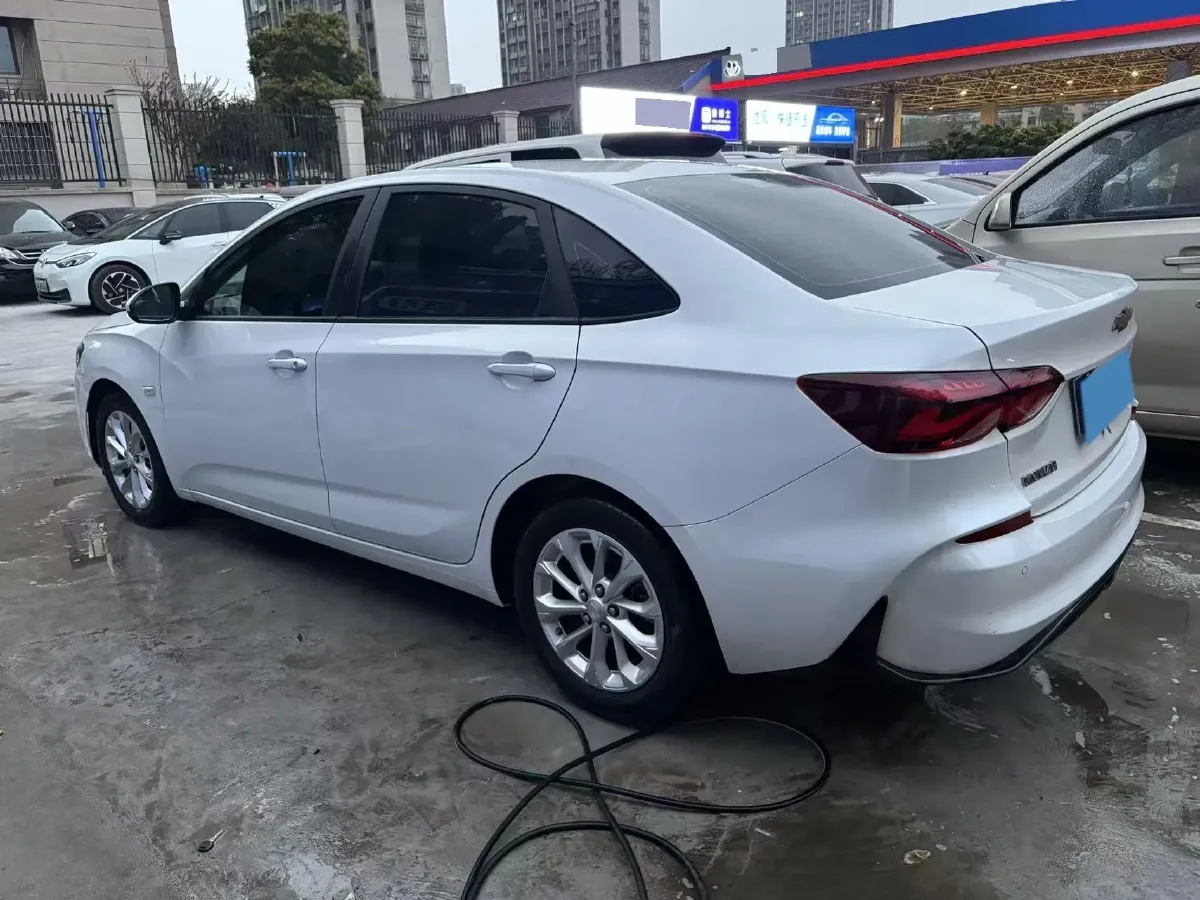 2024 Chevrolet Monza 1.5L 113HP L4 6DCT,autocango,china used car exporter,china ev exporter,chinese used car exporter,chinese used ev exporter