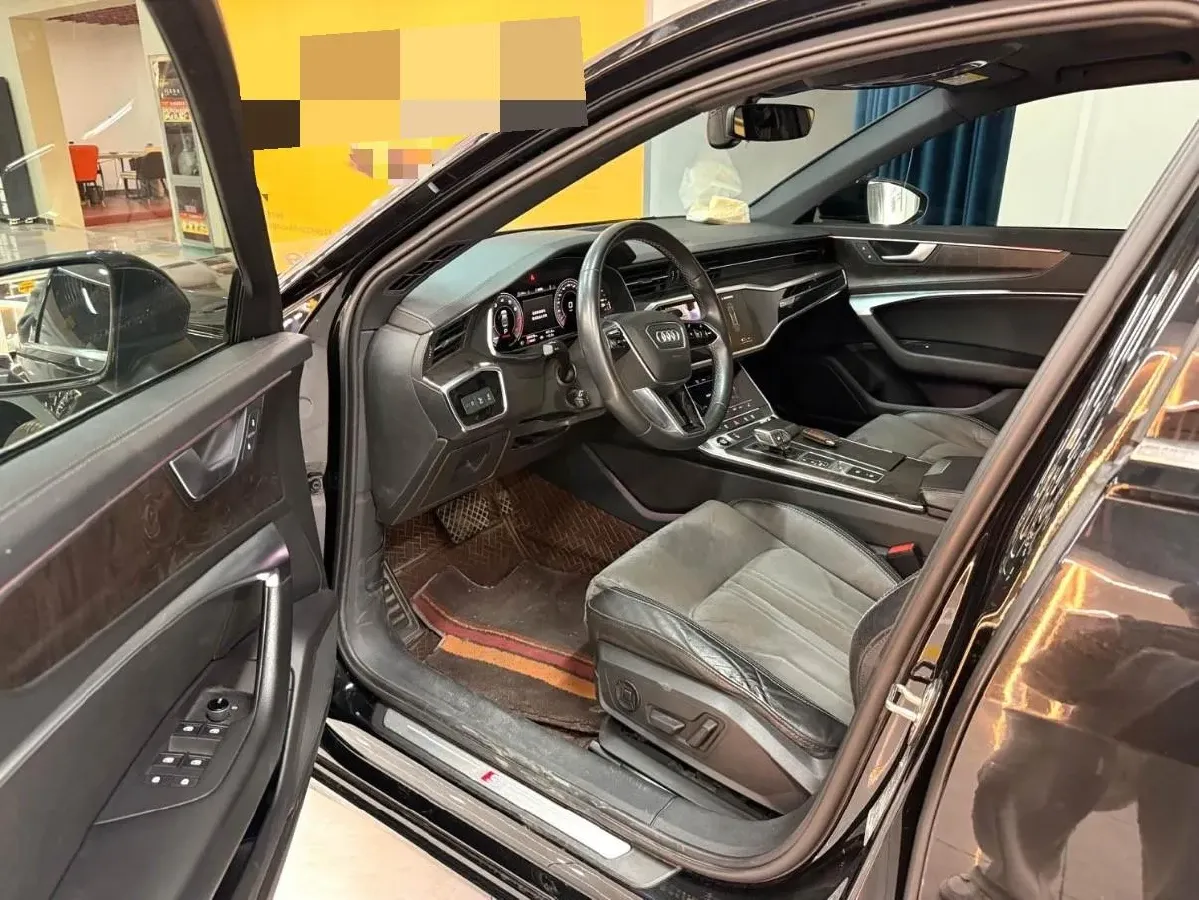 2021 Audi A6L 2.0T 190HP L4 7DCT,autocango,china used car exporter,china ev exporter,chinese used car exporter,chinese used ev exporter