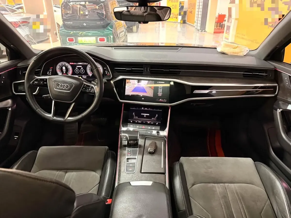2021 Audi A6L 2.0T 190HP L4 7DCT,autocango,china used car exporter,china ev exporter,chinese used car exporter,chinese used ev exporter