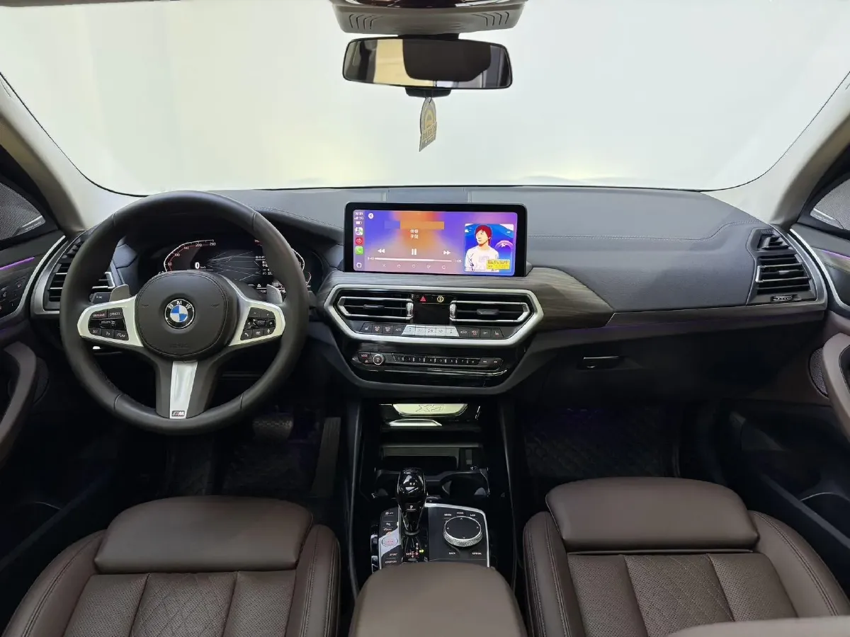 2022 BMW X3 2.0T 252HP L4 8AT,autocango,china used car exporter,china ev exporter,chinese used car exporter,chinese used ev exporter