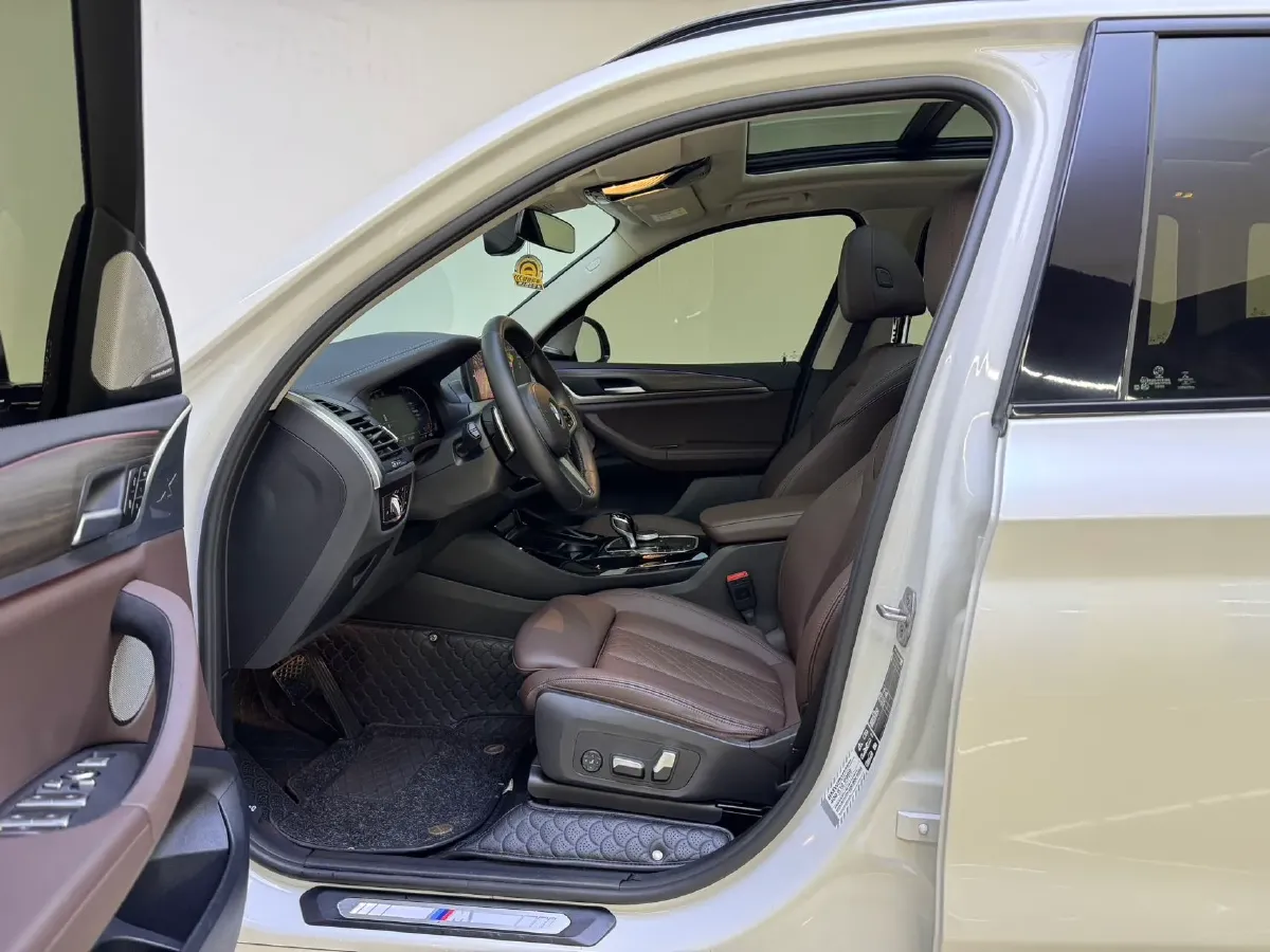 2022 BMW X3 2.0T 252HP L4 8AT,autocango,china used car exporter,china ev exporter,chinese used car exporter,chinese used ev exporter