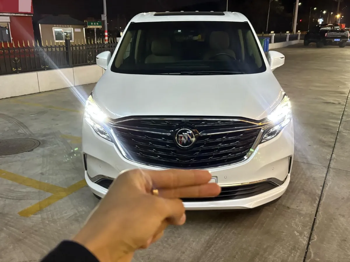 2021 Buick GL8 2.0T 237HP L4 9AT,autocango,china used car exporter,china ev exporter,chinese used car exporter,chinese used ev exporter