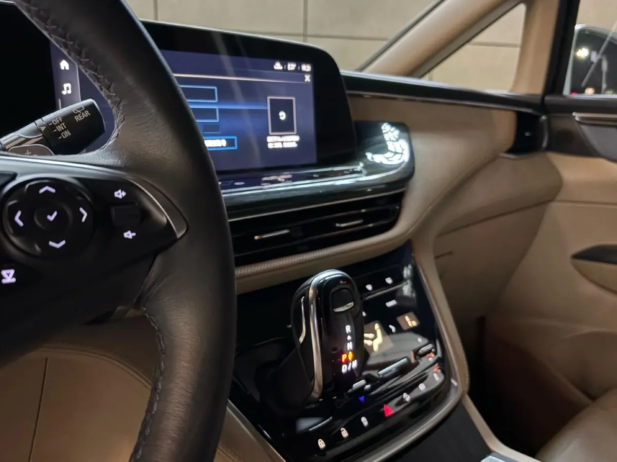 2021 Buick GL8 2.0T 237HP L4 9AT,autocango,china used car exporter,china ev exporter,chinese used car exporter,chinese used ev exporter