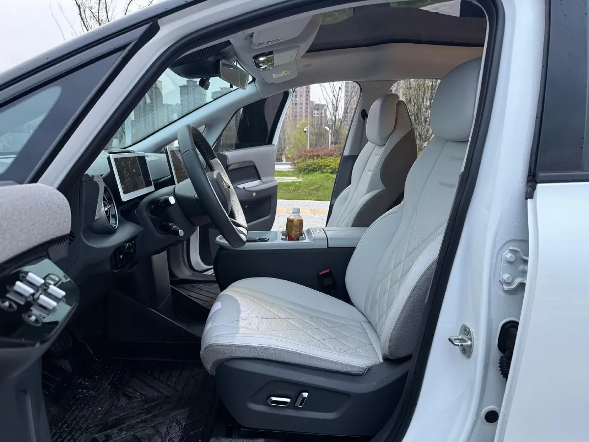 2023 Great Wall Poer 2.0T 163HP L4 8AT,autocango,china used car exporter,china ev exporter,chinese used car exporter,chinese used ev exporter