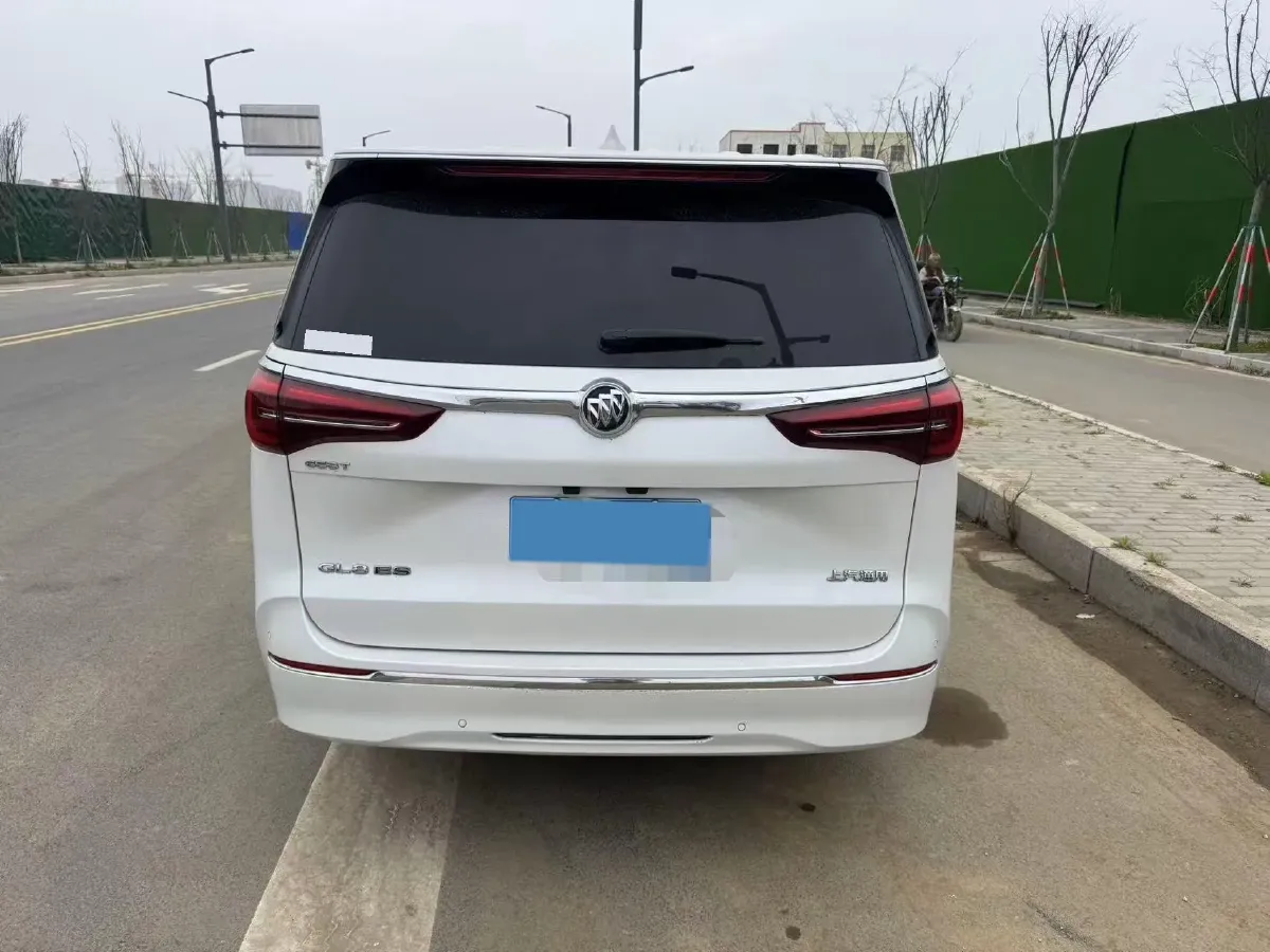 2021 Buick GL8 2.0T 237HP L4 9AT,autocango,china used car exporter,china ev exporter,chinese used car exporter,chinese used ev exporter