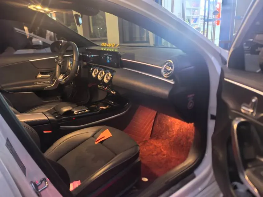 2022 Mercedes-Benz A Class 1.3T 163HP L4 7DCT,autocango,china used car exporter,china ev exporter,chinese used car exporter,chinese used ev exporter