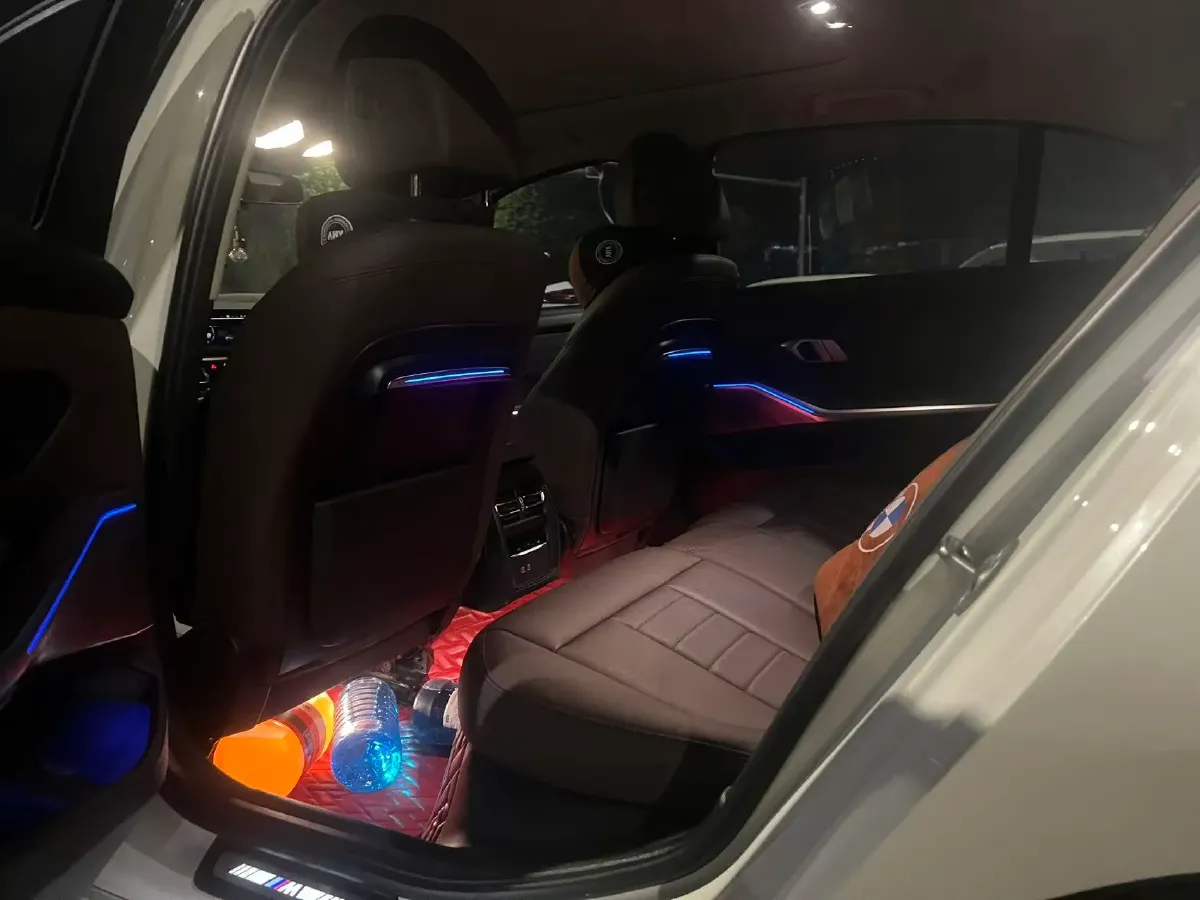 2021 BMW 3 Series 2.0T 184HP L4 8AT,autocango,china used car exporter,china ev exporter,chinese used car exporter,chinese used ev exporter