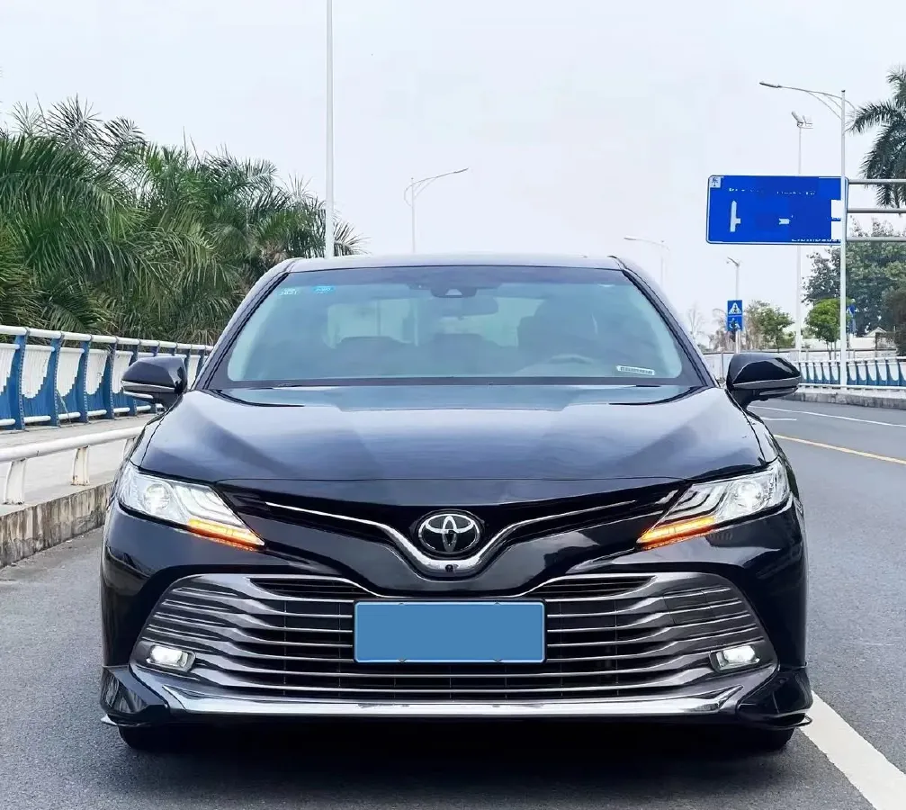 2019 Toyota Camry 2.0L 178HP L4 CVT,autocango,china used car exporter,china ev exporter,chinese used car exporter,chinese used ev exporter