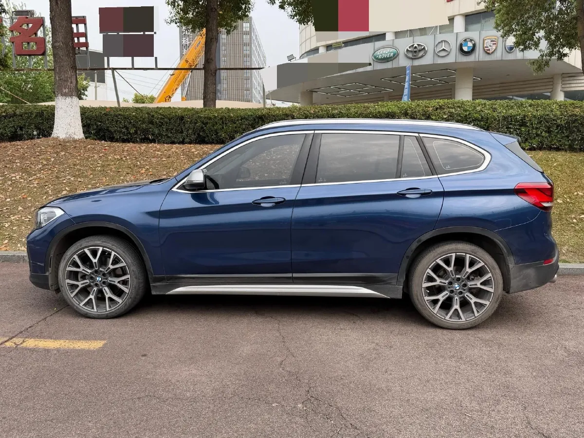 2021 BMW X1 2.0T 192HP L4 8AT,autocango,china used car exporter,china ev exporter,chinese used car exporter,chinese used ev exporter