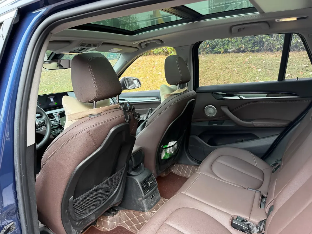 2021 BMW X1 2.0T 192HP L4 8AT,autocango,china used car exporter,china ev exporter,chinese used car exporter,chinese used ev exporter