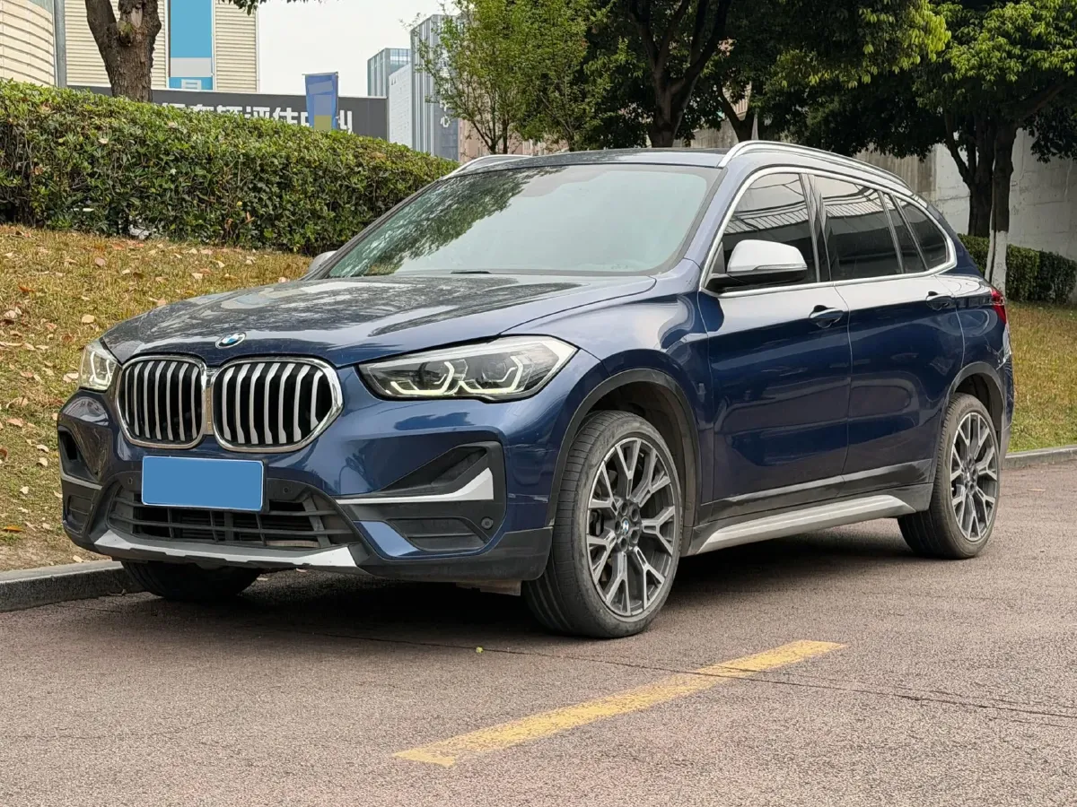 2021 BMW X1 2.0T 192HP L4 8AT,autocango,china used car exporter,china ev exporter,chinese used car exporter,chinese used ev exporter