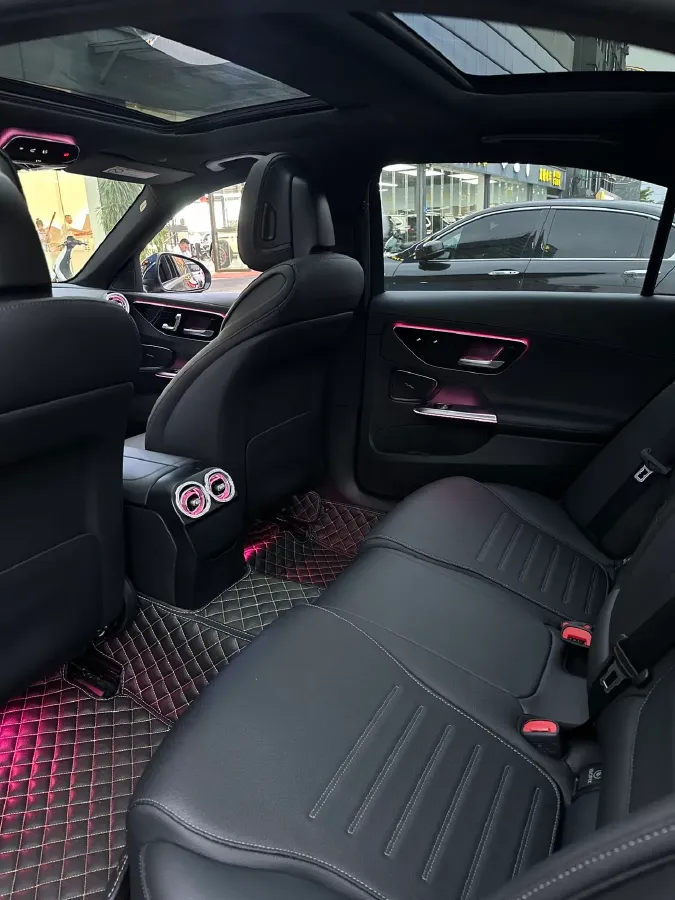 2023 Mercedes-Benz C Class 1.5T 204HP L4 9AT,autocango,china used car exporter,china ev exporter,chinese used car exporter,chinese used ev exporter