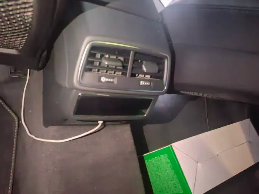 2024 Audi A6L 2.0T 245HP L4 7DCT,autocango,china used car exporter,china ev exporter,chinese used car exporter,chinese used ev exporter