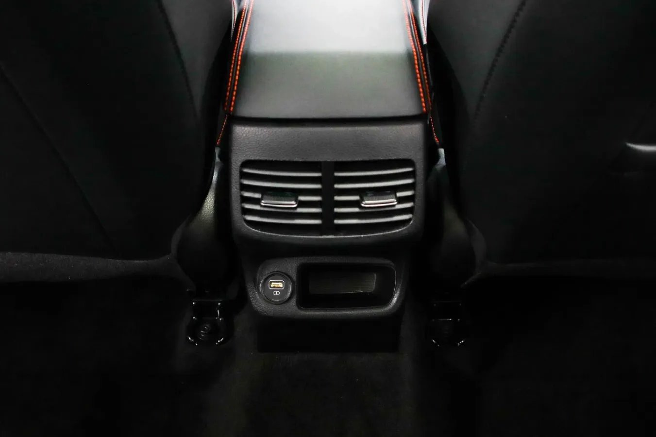 2021 Kia KX3 1.5L 115HP L4 CVT,autocango,china used car exporter,china ev exporter,chinese used car exporter,chinese used ev exporter