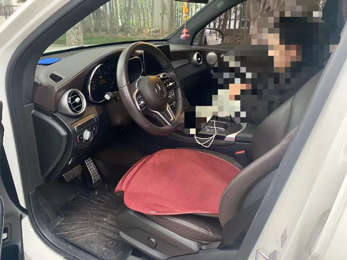 2021 Mercedes-Benz GLC Class 2.0T 197HP L4 9AT,autocango,china used car exporter,china ev exporter,chinese used car exporter,chinese used ev exporter