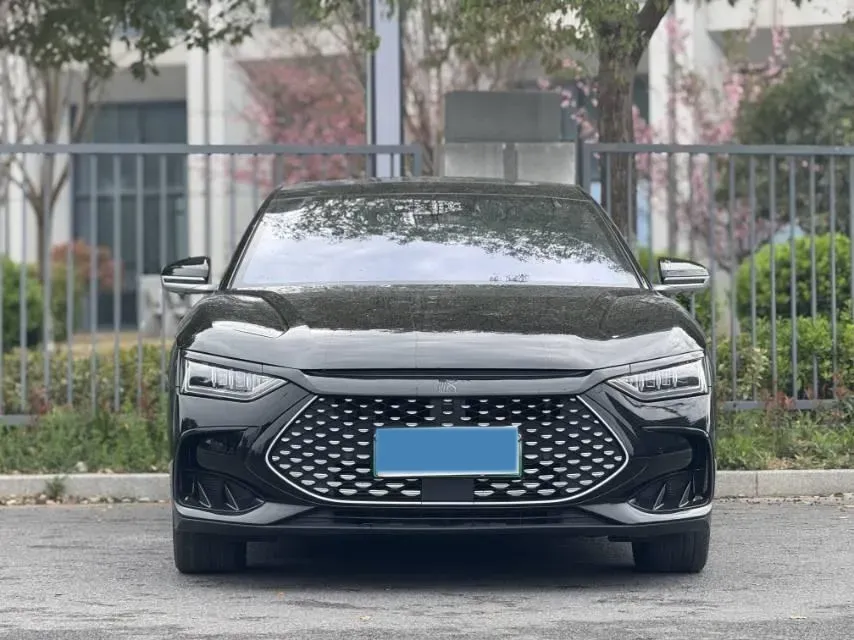 2022 Volkswagen Tiguan L 2.0T 186HP L4 7DCT,autocango,china used car exporter,china ev exporter,chinese used car exporter,chinese used ev exporter