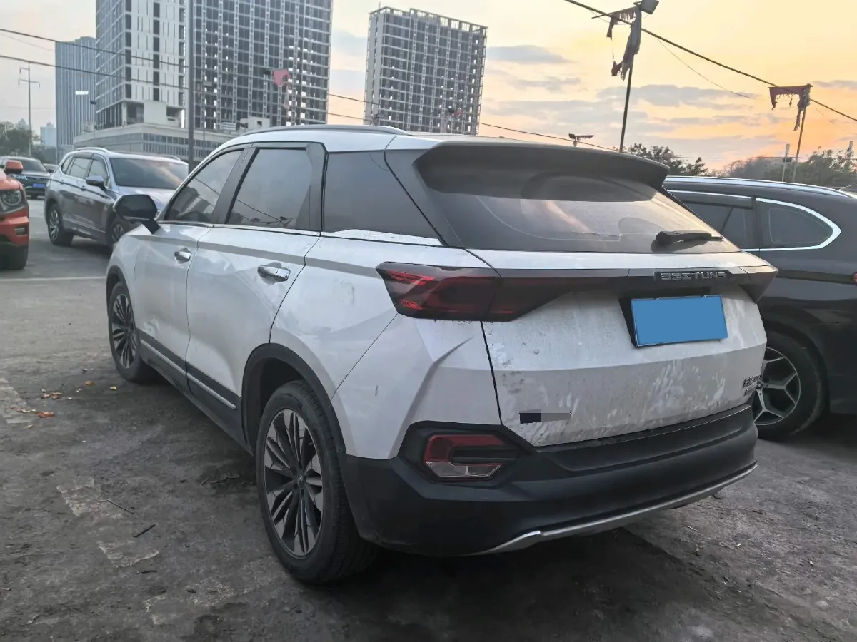 2021 Bestune T77 1.5T 169HP L4 7DCT,autocango,china used car exporter,china ev exporter,chinese used car exporter,chinese used ev exporter