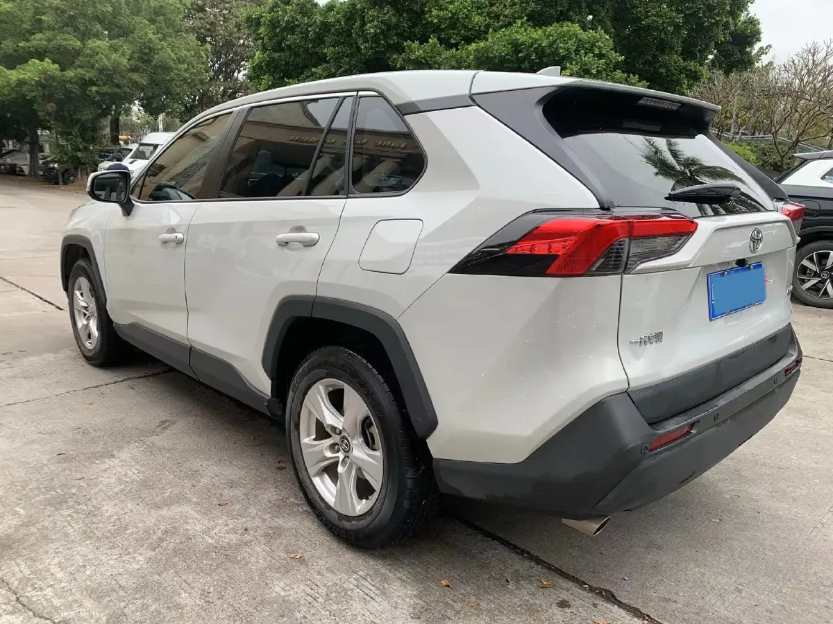 2020 Toyota RAV4 2.0L 171HP L4 CVT,autocango,china used car exporter,china ev exporter,chinese used car exporter,chinese used ev exporter