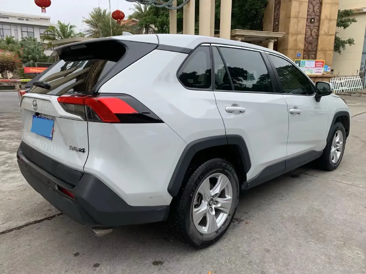 2020 Toyota RAV4 2.0L 171HP L4 CVT,autocango,china used car exporter,china ev exporter,chinese used car exporter,chinese used ev exporter