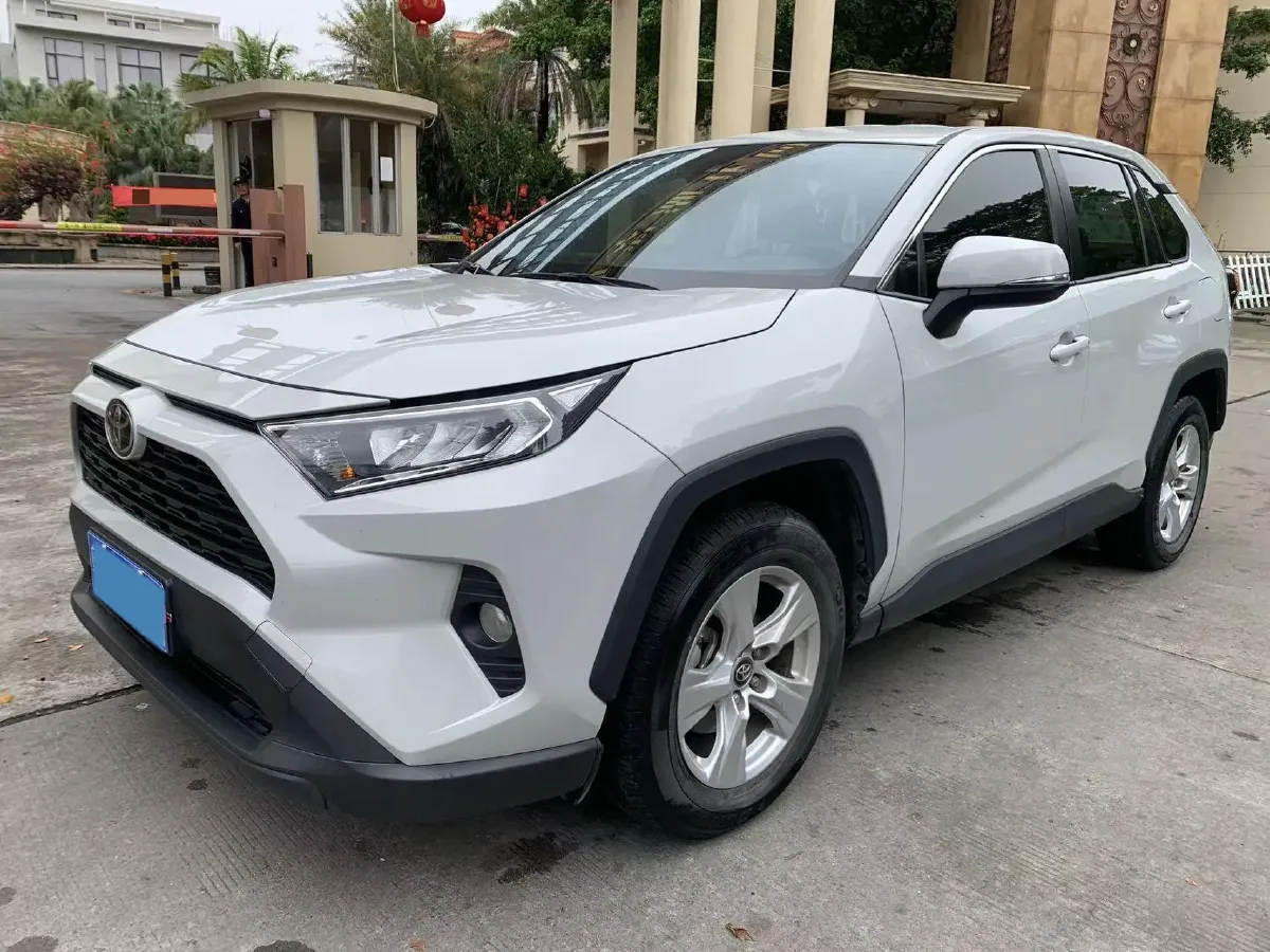 2020 Toyota RAV4 2.0L 171HP L4 CVT,autocango,china used car exporter,china ev exporter,chinese used car exporter,chinese used ev exporter