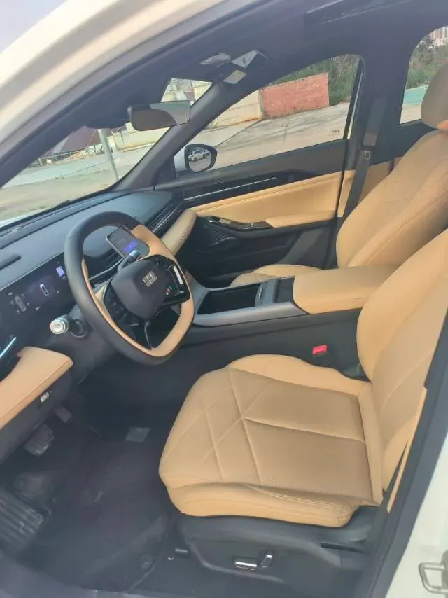 2024 Geely Galaxy L6 1.5T 163HP L4 3DHT PHEV,autocango,china used car exporter,china ev exporter,chinese used car exporter,chinese used ev exporter