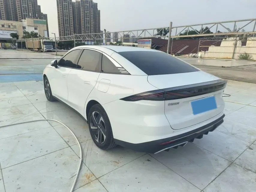 2024 Geely Galaxy L6 1.5T 163HP L4 3DHT PHEV,autocango,china used car exporter,china ev exporter,chinese used car exporter,chinese used ev exporter