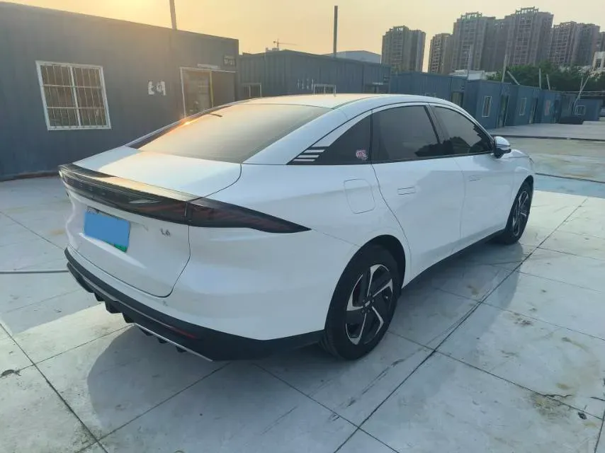 2024 Geely Galaxy L6 1.5T 163HP L4 3DHT PHEV,autocango,china used car exporter,china ev exporter,chinese used car exporter,chinese used ev exporter