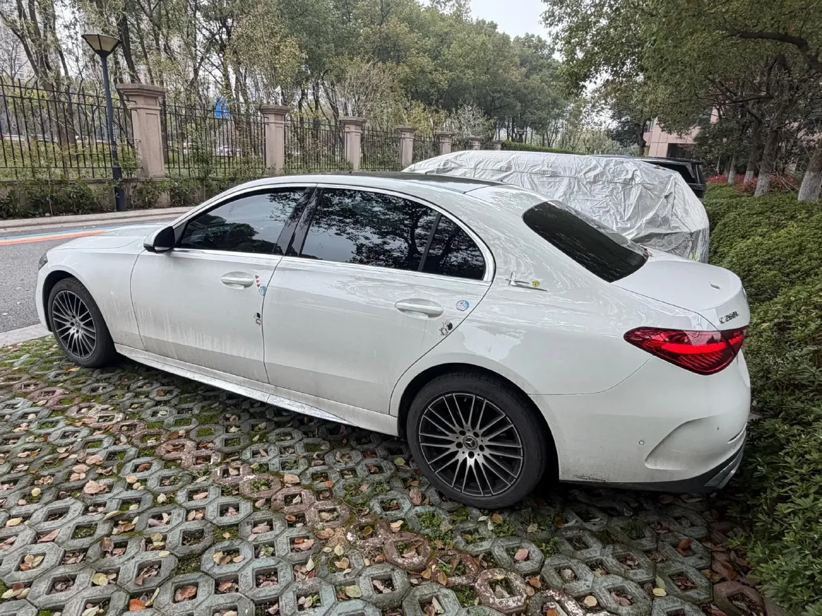 2025 Mercedes-Benz C Class 1.5T 204HP L4 9AT,autocango,china used car exporter,china ev exporter,chinese used car exporter,chinese used ev exporter