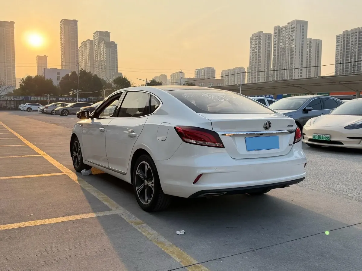 2019 MAXUS D60 1.5T 169HP L4 7DCT,autocango,china used car exporter,china ev exporter,chinese used car exporter,chinese used ev exporter