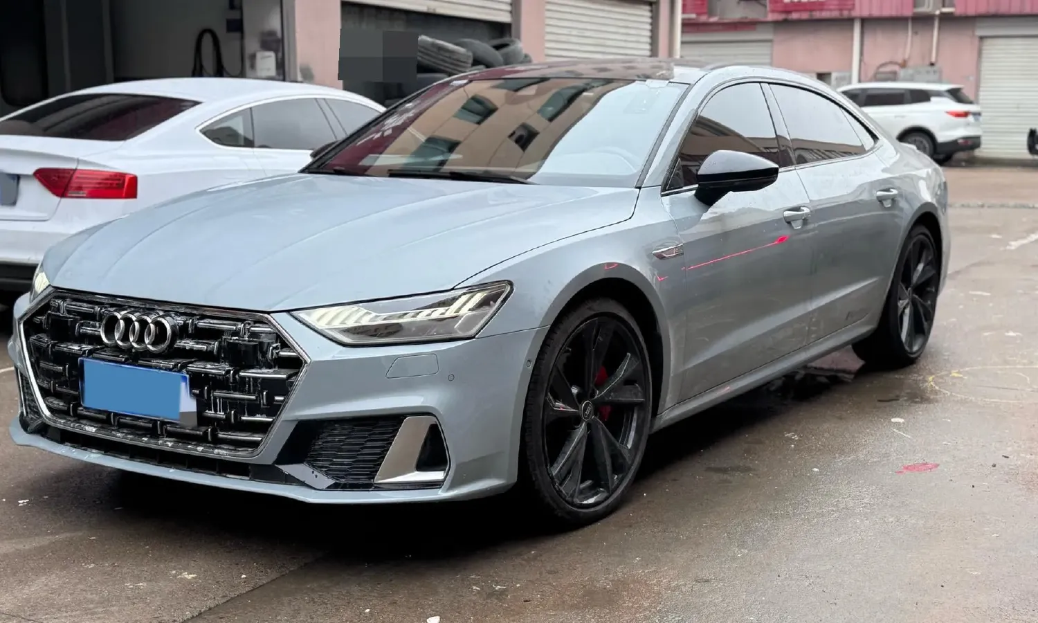 2024 Audi A7L 2.0T 245HP L4 7DCT,autocango,china used car exporter,china ev exporter,chinese used car exporter,chinese used ev exporter
