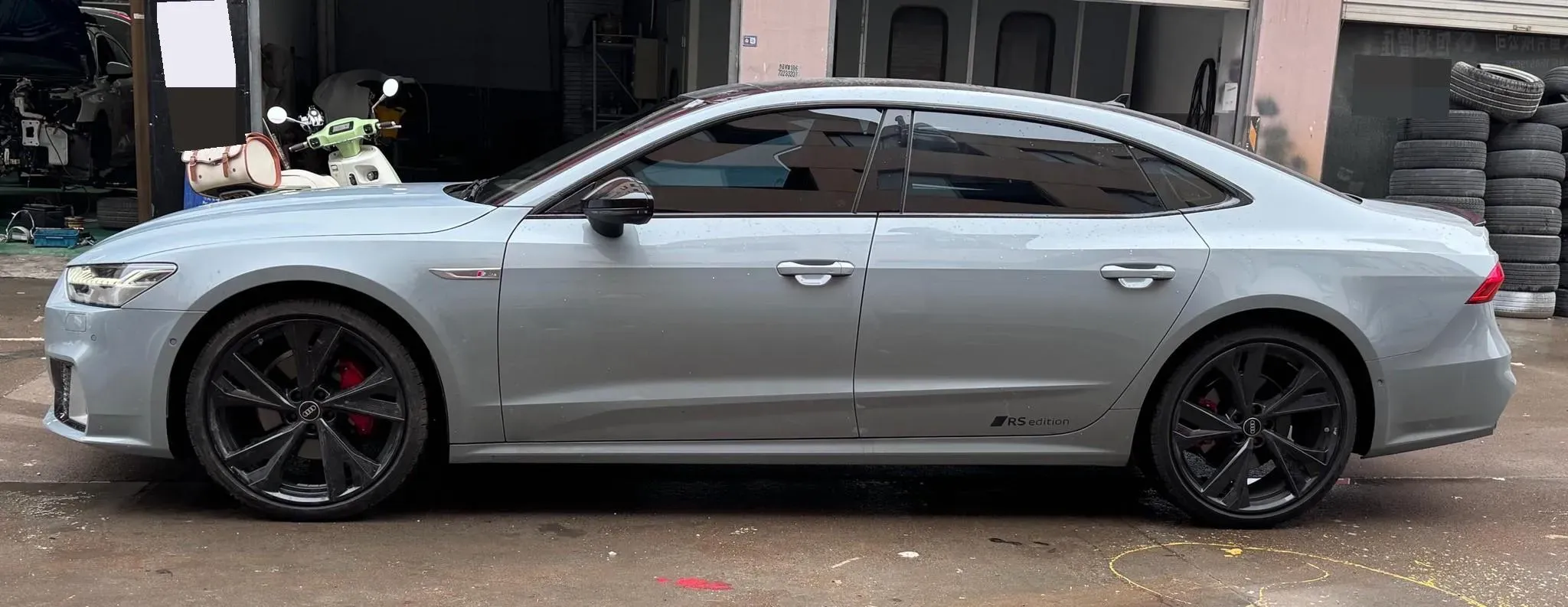 2024 Audi A7L 2.0T 245HP L4 7DCT,autocango,china used car exporter,china ev exporter,chinese used car exporter,chinese used ev exporter