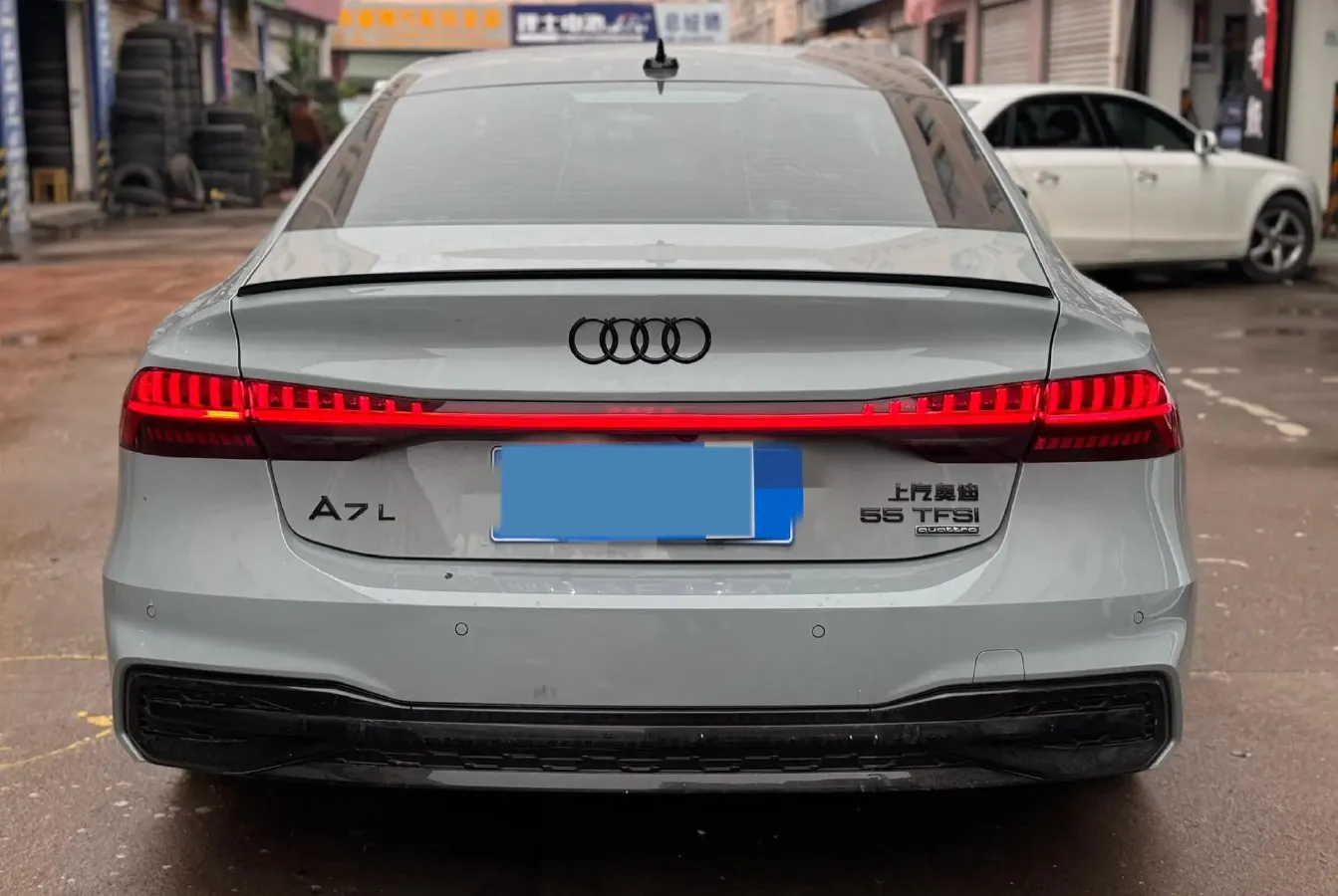 2024 Audi A7L 2.0T 245HP L4 7DCT,autocango,china used car exporter,china ev exporter,chinese used car exporter,chinese used ev exporter