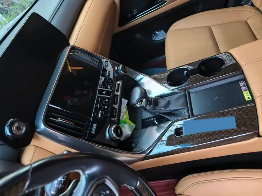 2022 Lexus UX 2.0L 146HP L4 E-CVT Hybrid,autocango,china used car exporter,china ev exporter,chinese used car exporter,chinese used ev exporter