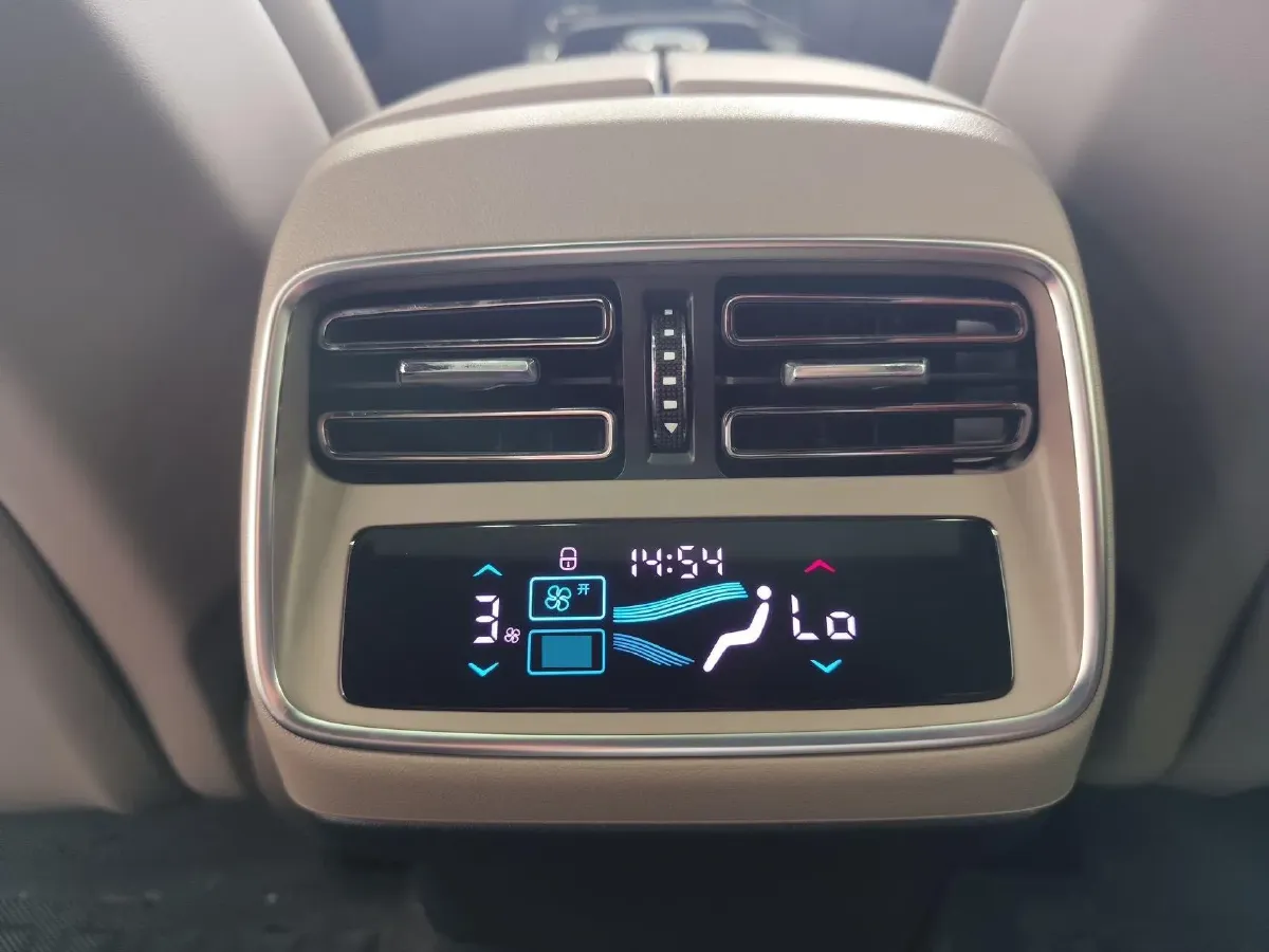 2025 BYD Han 1.5T 156HP L4 E-CVT PHEV,autocango,china used car exporter,china ev exporter,chinese used car exporter,chinese used ev exporter