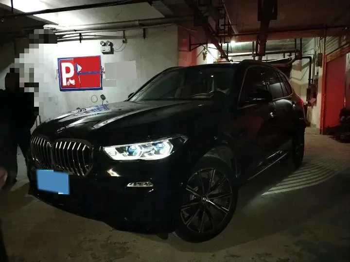 2019 BMW X5 3.0T 340HP L6 8AT,autocango,china used car exporter,china ev exporter,chinese used car exporter,chinese used ev exporter