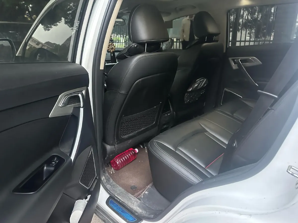 2020 Roewe i6 1.5T 169HP L4 7DCT,autocango,china used car exporter,china ev exporter,chinese used car exporter,chinese used ev exporter