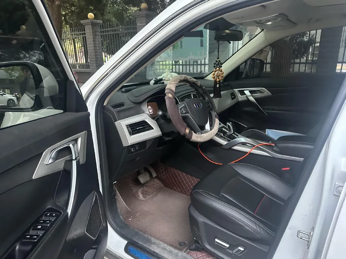 2020 Roewe i6 1.5T 169HP L4 7DCT,autocango,china used car exporter,china ev exporter,chinese used car exporter,chinese used ev exporter