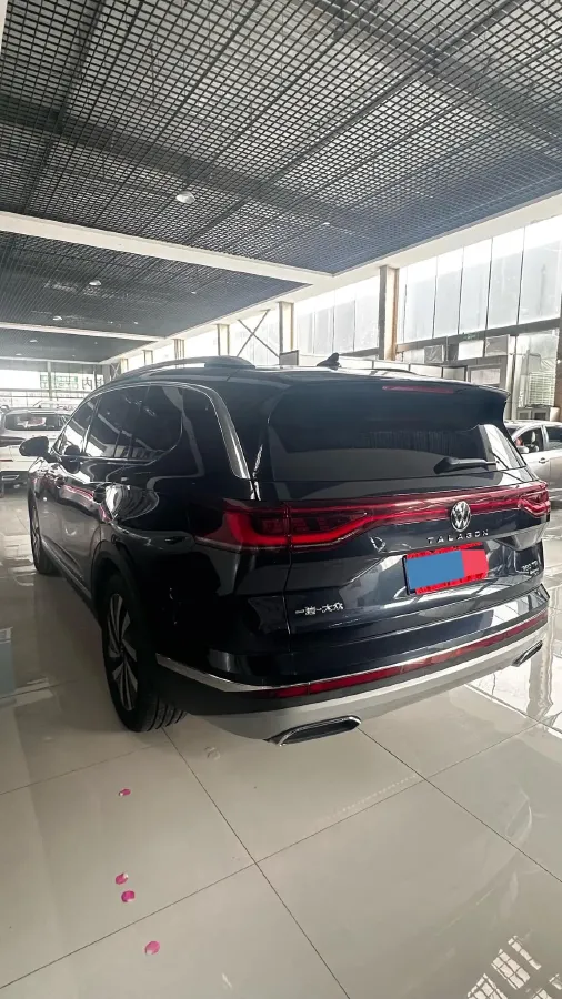 2021 Volkswagen Talagon 2.0T 220HP L4 7DCT,autocango,china used car exporter,china ev exporter,chinese used car exporter,chinese used ev exporter