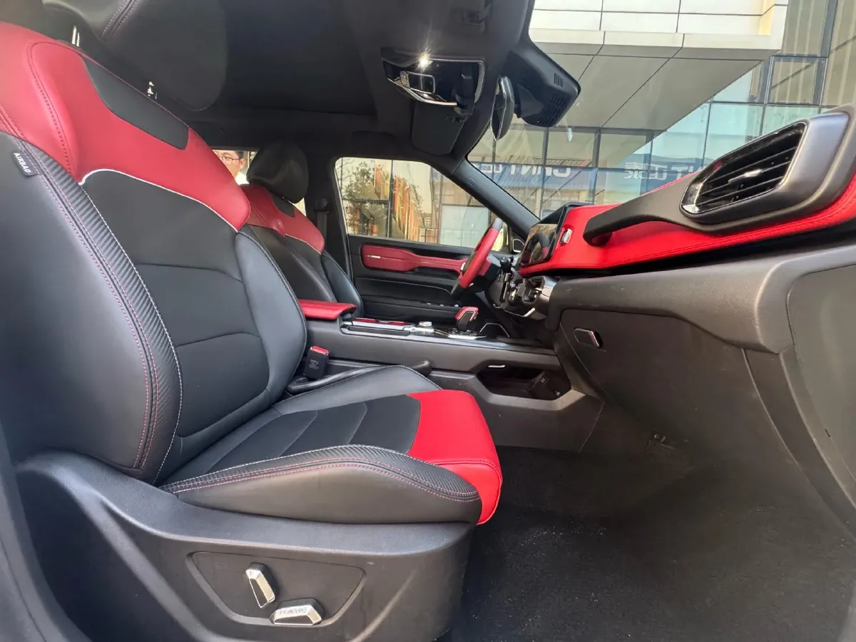 2020 Geely ICON 1.5T 177HP L3 7DCT,autocango,china used car exporter,china ev exporter,chinese used car exporter,chinese used ev exporter