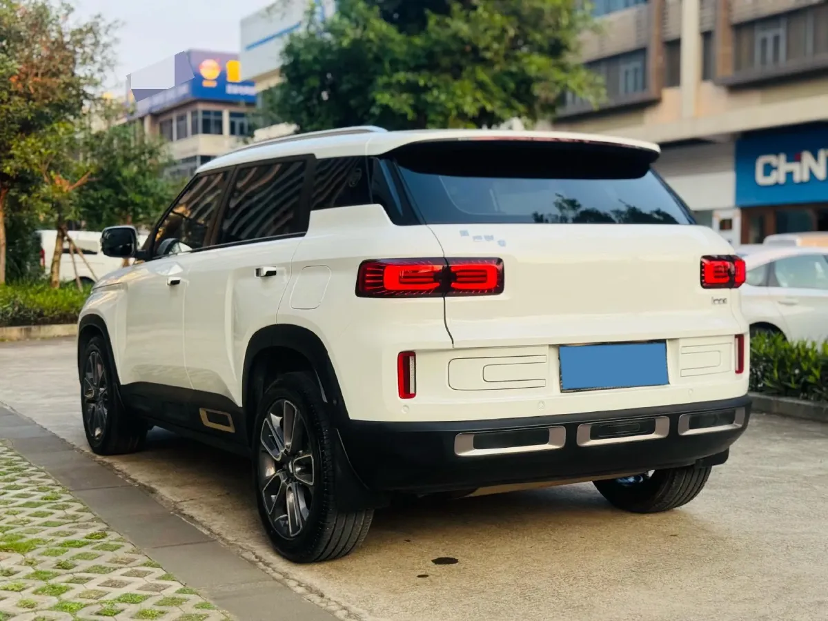 2020 Geely ICON 1.5T 177HP L3 7DCT,autocango,china used car exporter,china ev exporter,chinese used car exporter,chinese used ev exporter