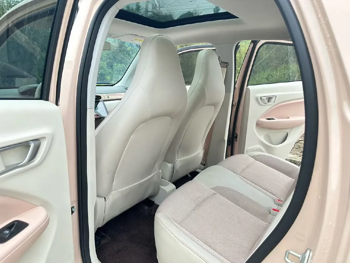 2023 Leapmotor T03 BEV 41.3KWH,autocango,china used car exporter,china ev exporter,chinese used car exporter,chinese used ev exporter