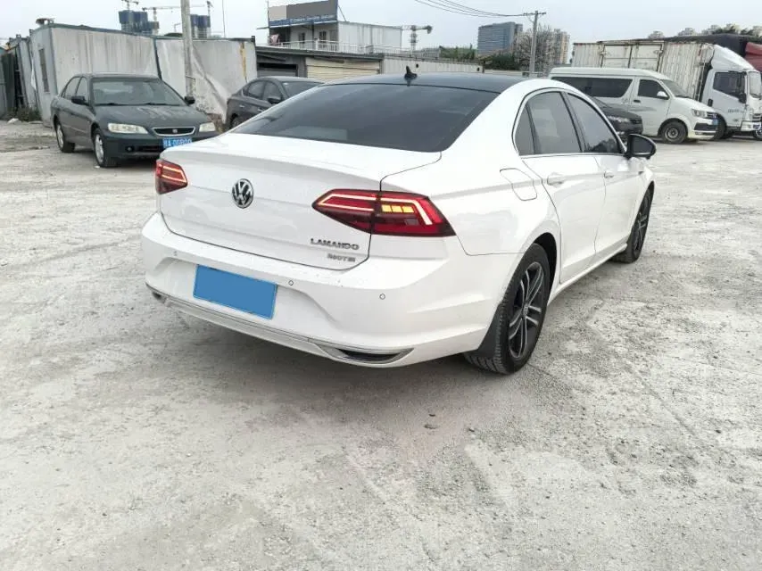 2019 Volkswagen Passat 1.4T 150HP L4 7DCT,autocango,china used car exporter,china ev exporter,chinese used car exporter,chinese used ev exporter