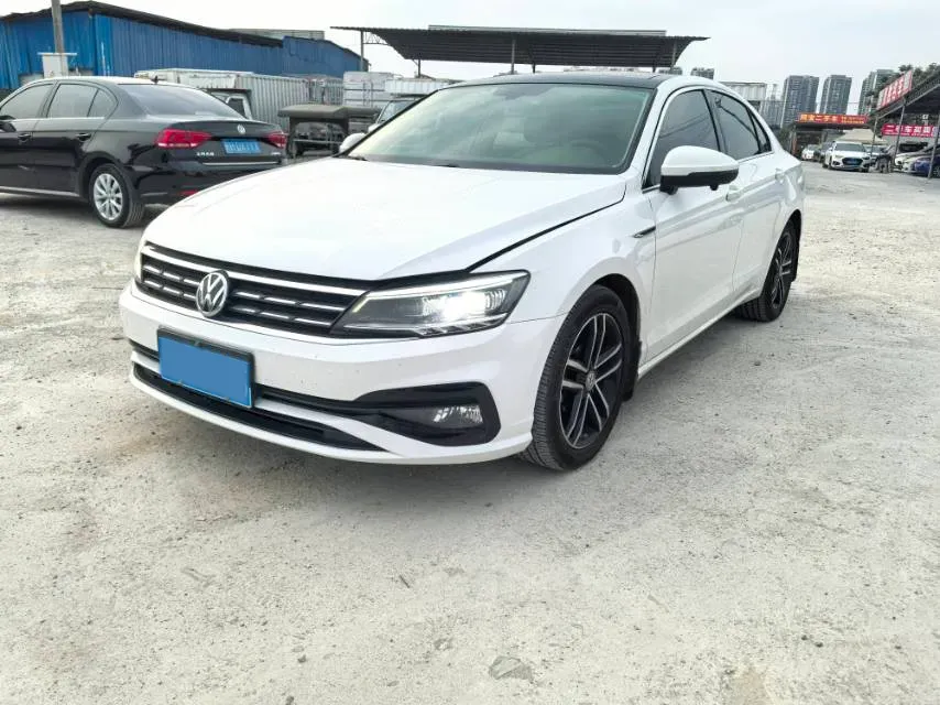 2019 Volkswagen Passat 1.4T 150HP L4 7DCT,autocango,china used car exporter,china ev exporter,chinese used car exporter,chinese used ev exporter