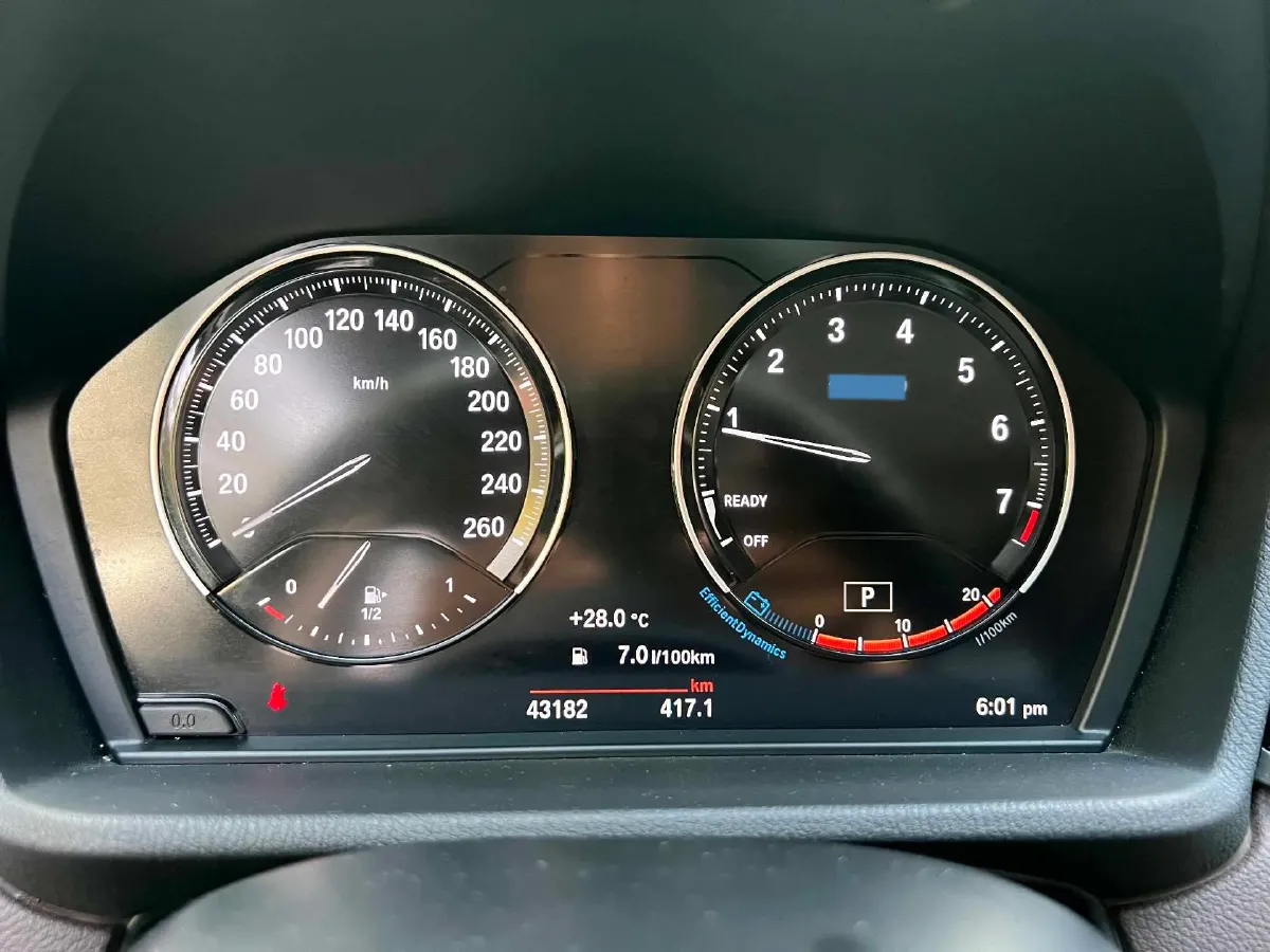 2021 BMW X1 2.0T 192HP L4 7DCT,autocango,china used car exporter,china ev exporter,chinese used car exporter,chinese used ev exporter