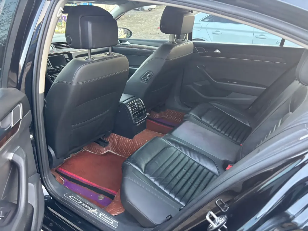 2018 Volkswagen Magotan 1.8T 180HP L4 7DCT,autocango,china used car exporter,china ev exporter,chinese used car exporter,chinese used ev exporter