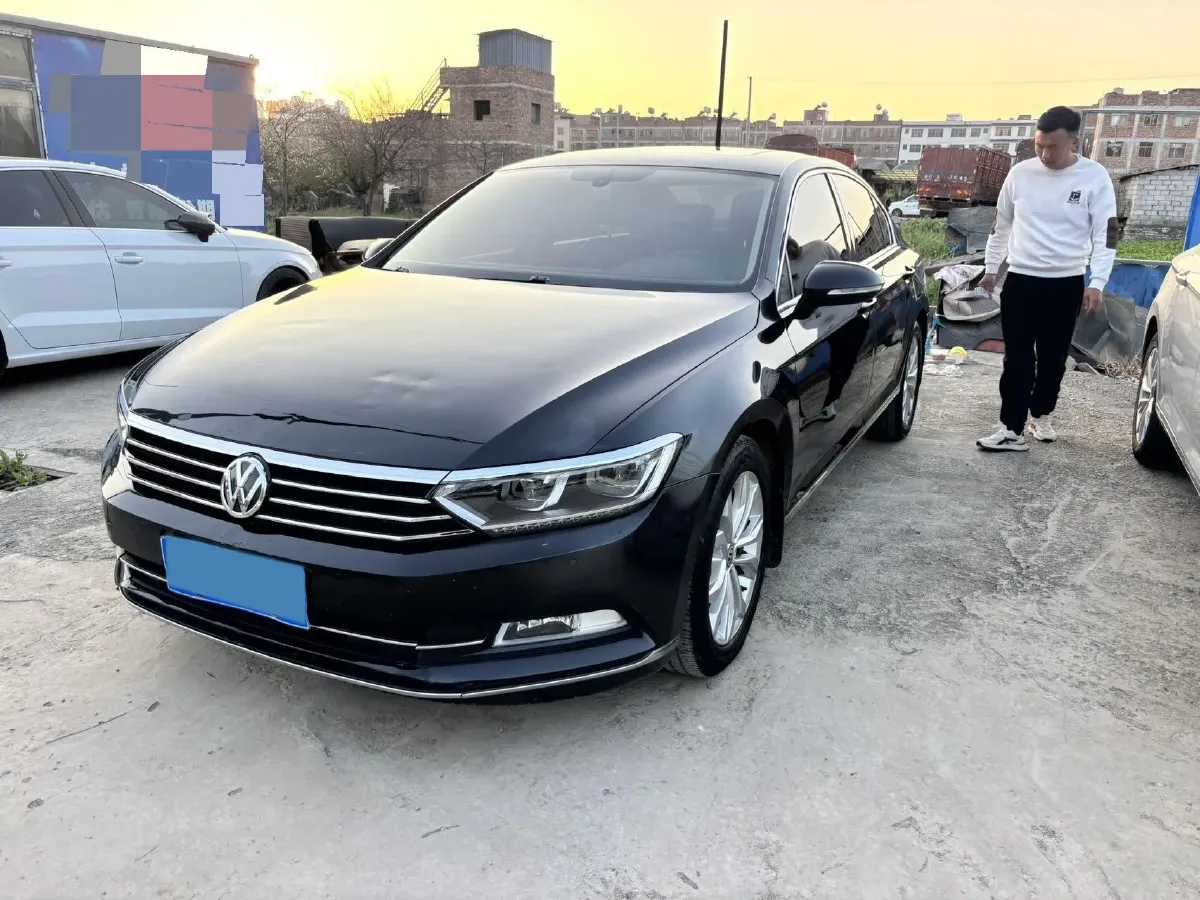 2018 Volkswagen Magotan 1.8T 180HP L4 7DCT,autocango,china used car exporter,china ev exporter,chinese used car exporter,chinese used ev exporter
