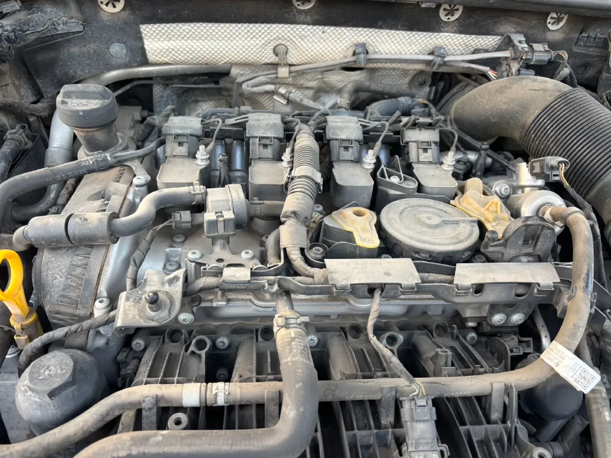 2018 Volkswagen Magotan 1.8T 180HP L4 7DCT,autocango,china used car exporter,china ev exporter,chinese used car exporter,chinese used ev exporter