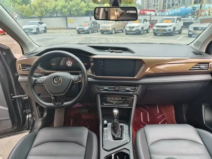 2020 Volkswagen Passat 2.0T 186HP L4 7DCT,autocango,china used car exporter,china ev exporter,chinese used car exporter,chinese used ev exporter